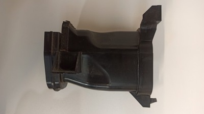 Повітрозабірник повітря правий infiniti g37 фото №1