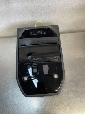 Лампа освітлення renault austral 969813404r фото №1