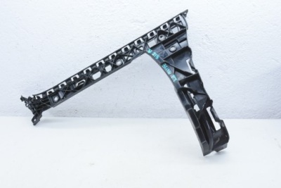 Mercedes w213 kombi напрямна бампера правий задня фото №1