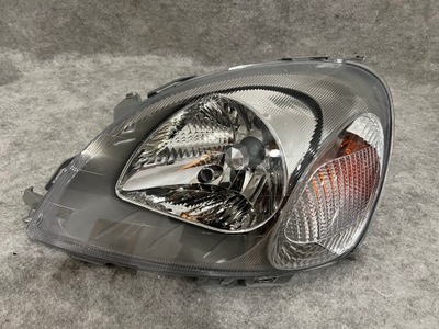 Toyota yaris i 99-02 левая лампа передняя фото №1