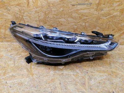 Фара правый  фара правая  toyota corolla cross full led 2022- фото №1