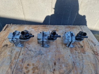 Toyota yaris iv насос води термостат оригінал демонтаж фото №1