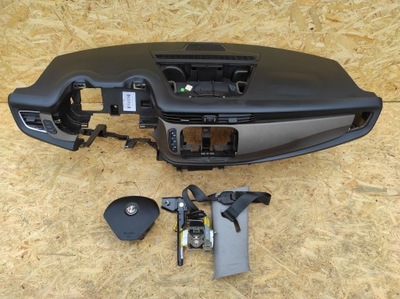 Панель приладів консоль панель приладів alfa romeo giulietta lift фото №1