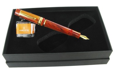 DELTA-PIÓRO BALTIC AMBER GOLD TRIMS STEEL NIB