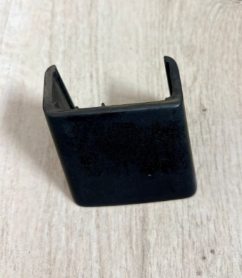 Заглушка рейлинг левая средняя vw passat b5 fl 3b9860147a фото №1