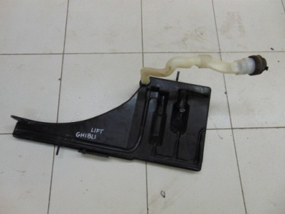 Бачок омывателя maserati ghibli lift фото №1