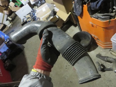 Porsche cayenne 7l шланг воздуха 7l5128752 r фото №1