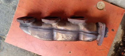 Колектор випускний 3.0 a6 q7 059253033l фото №1