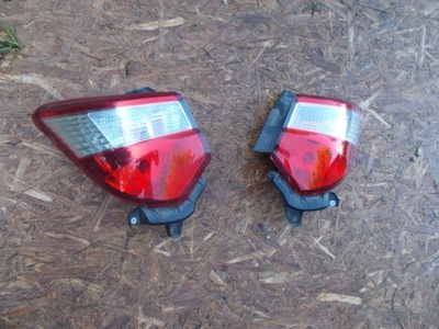 lampa tylna yaris III lift