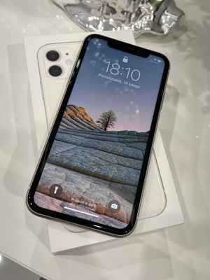 Smartfon Apple iPhone 11 4 GB / 64 GB biały