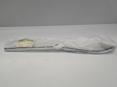 Молдинг крепёжная бампер задняя audi a4 b9 8w0807900b фото №1