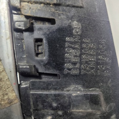 Решётка радиатора передний bmw x5 f15 7793203 дизель 2017 фото №1