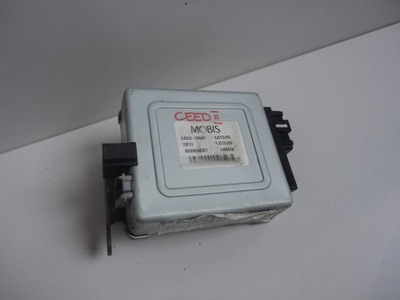 Kia ceed ii модуль усилителя a2563-99600 фото №1