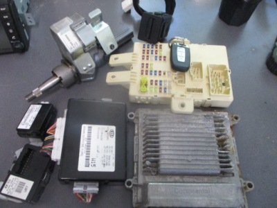 Kia sportage iii 3 2011 r. 2.0i бортовой компьютер 5wy4m16c фото №1