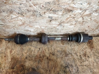 Renault clio ii привідний вал передня права 8200240430 фото №1