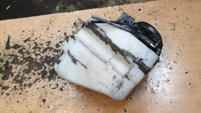 Citroen c8 бачок омивача фото №1