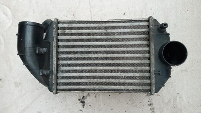 Інтеркулер лівий радіатор passat b5 2.5 059145805 фото №1