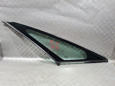 Скло права передня кузовна opel zafira c 2015 фото №1