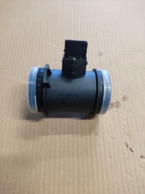 Расходомер bosch audi a4 a6 a8 2.5 tdi 0281002429 фото №1