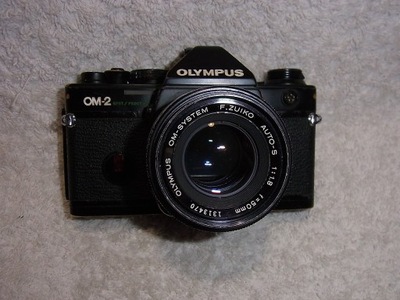 OLYMPUS OM10 QUARTZ ZUIKO MC AUTO-S 50mm f 1.8 - Sklep