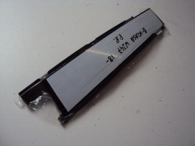 Молдинг двері правий перед mercedes b-klasa w247 18- фото №1