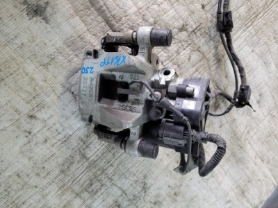 Jaguar f-pace x761 суппорт тормозной правый задняя фото №1