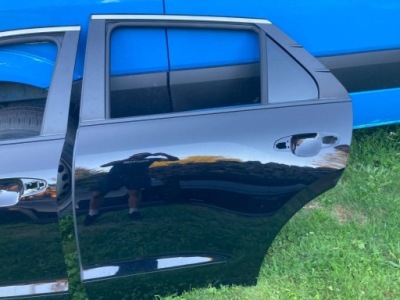 Kia niro ii 2023 двері задні ліва задня лівий чорні abp ładne !! фото №1