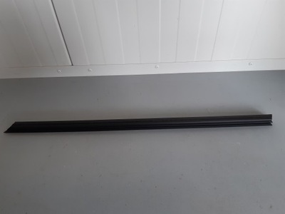 Bmw e84 прокладка внутрішня двері перед 51332990302 фото №1