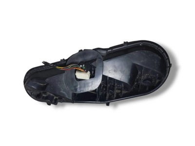 Smart fortwo i 2002 задняя сторона правая вкладыш лампы задний фото №1