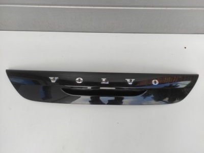 Накладка молдинг накладка кришки багажника задня volvo v40 ii xc40 31301301 фото №1