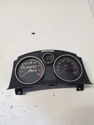 Лічильник прилади opel astra h 13230575 фото №1