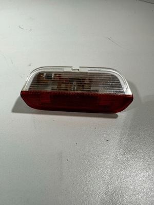 Vw audi лампа освітлення двері 1k0947411a фото №1