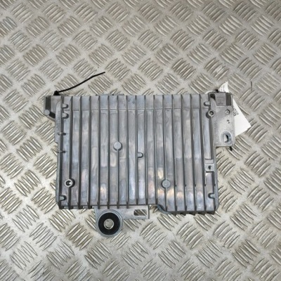 Tesla model y 2022 блок управления / модуль комфорта фото №1