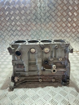 Блок двигуна голий jeep renegade 14- 1.6 m-jet jtd 55260384 фото №1