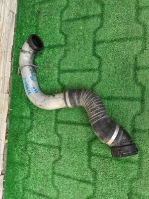 Труба turbo bmw 5 e60 7789052 фото №1