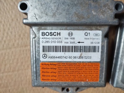 Mercedes sprinter 906 vito vw crafter датчик подушок 0285010033 оригінал фото №1