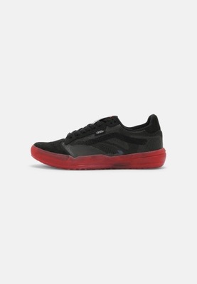 VANS EVDNT TRAMPKI CZARENE KLASYK SKÓRA 39 2TFR