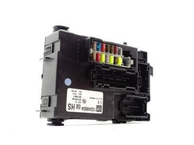 Opel meriva b 1.4 коробка предохранителей 13349934 фото №1