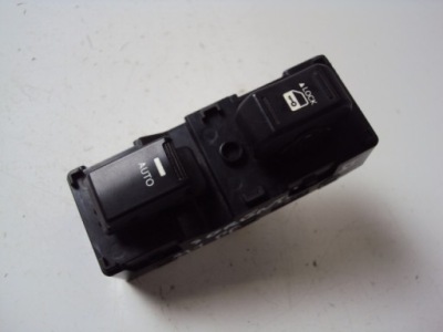 Панель стекло правый перед kia sorento ii 09- фото №1