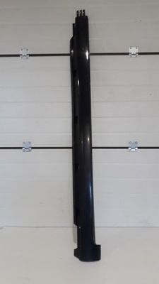 Молдинг поріг права vw passat b7 3aa 3aa853092c фото №1