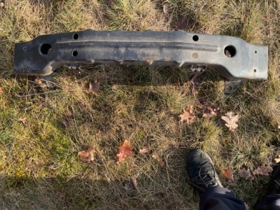 Ssangyong actyon 06- балка под бампер перед передний фото №1