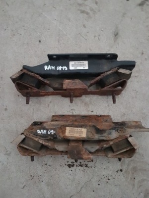 Dodge ram 2009- 5.7 кронштейн подушка коробки usa фото №1