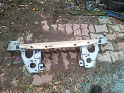 Балка усилитель абсорбер перед smart fortwo 450 фото №1