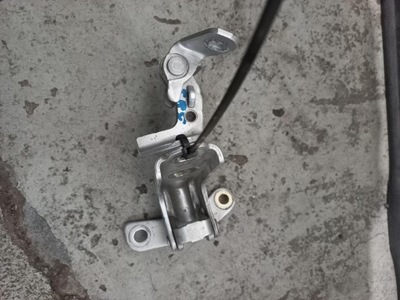 Петлі двері задні праве комплект opel astra k v фото №1