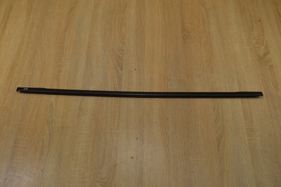 Молдинг уплотнитель дверь правый задняя orlando czarna фото №1