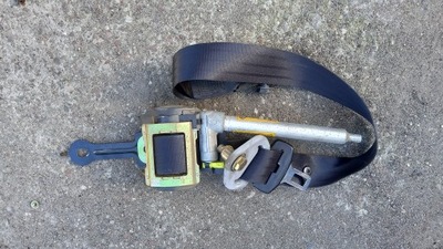 Pas безпеки правий перед nissan primera 01r фото №1