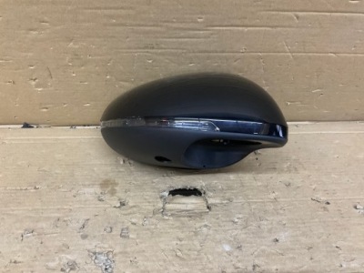 Porsche macan корпус поворотник зеркало правое фото №1