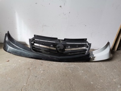 Решітка радіатора решітка радіатора opel vivaro 06-14 983856153 фото №1