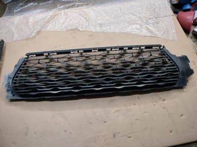 Решітка zderzakia середня перед duster ii фото №1