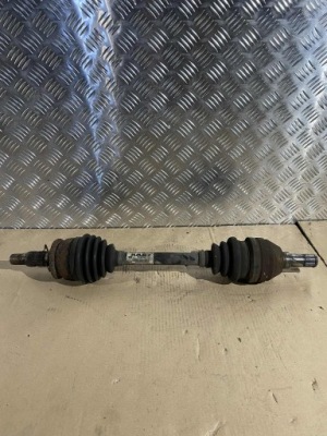 Opel insignia a 1.8 приводной вал левая 22792282 фото №1